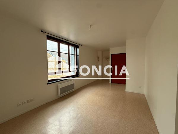 Location Appartement 2 pièces 37.8 m² - 59 RUE BOURBON Charleville Mezieres 08000