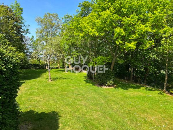 A VENDRE, Maison en pierre, 4 pièces principales à l'Ouest de BAYEUX.