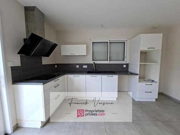 A VENDRE aux Herbiers, Maison de 84 m2 env avec 3 chambres sur une parcelle de 410 m2