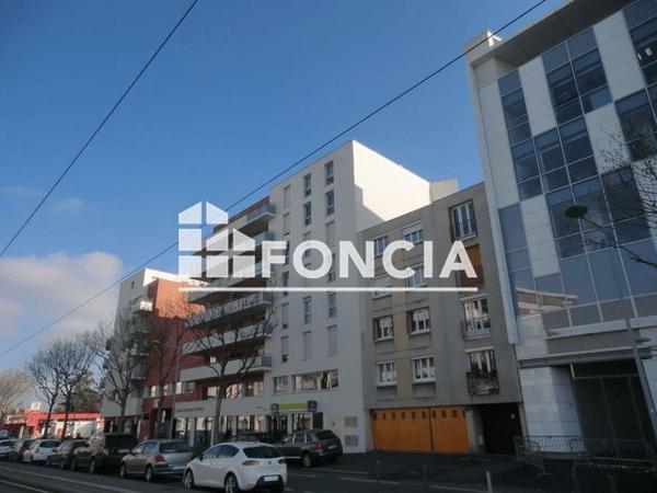 Location Studio 26 m² - 108 AVENUE DE LA REPUBLIQUE Clermont-ferrand 63100