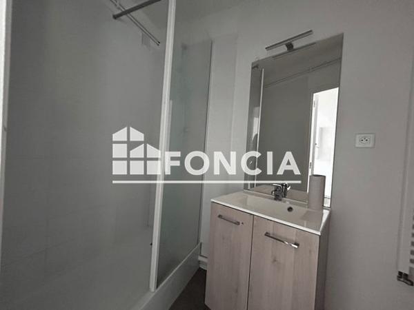 Location Studio 26 m² - 108 AVENUE DE LA REPUBLIQUE Clermont-ferrand 63100