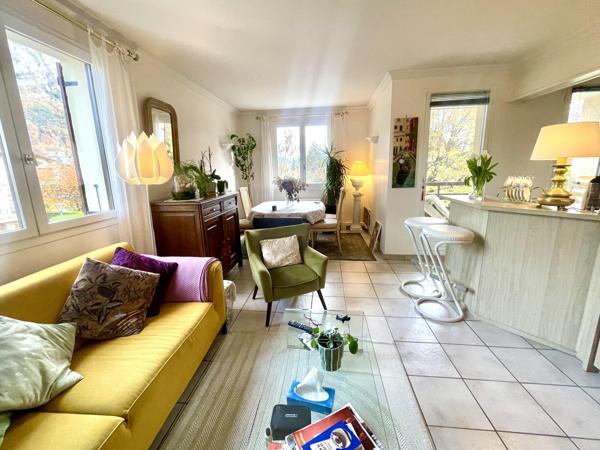 Vente / Appartement T4