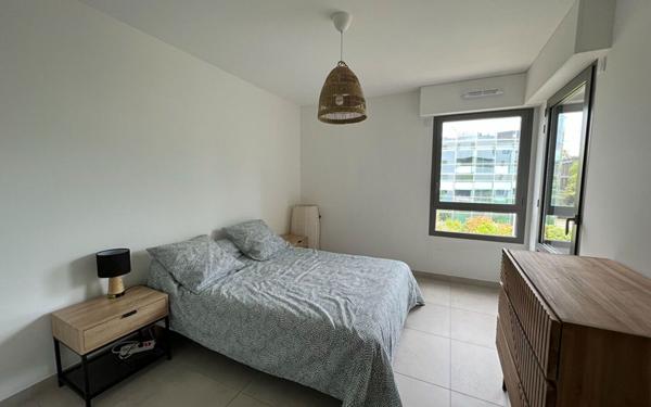 Appartement à louer    3 pièces •  Marseille 8