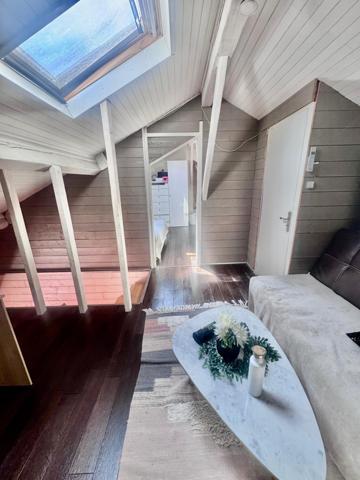 Maison à FIRMINY, 42700 - 7 pièces 200m²