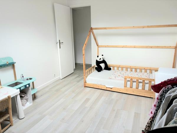 Maison à BONDY, 93140 - 4 pièces 84m²