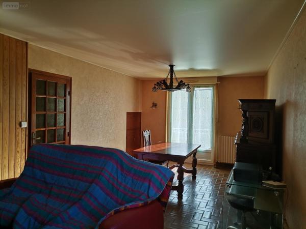 Maison à vendre à Ploumagoar dans les Côtes-d'Armor (22970), ref : 00421FR