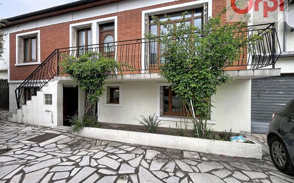 Maison à vendre    4 pièces •  Vitry-sur-Seine