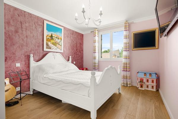 Maison de 7 pièces (185 m²) à vendre à PEYMEINADE