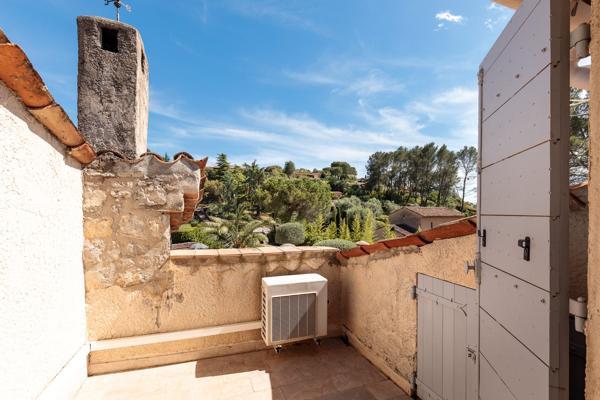 Maison de 7 pièces (185 m²) à vendre à PEYMEINADE