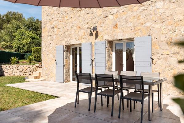 Maison de 7 pièces (185 m²) à vendre à PEYMEINADE
