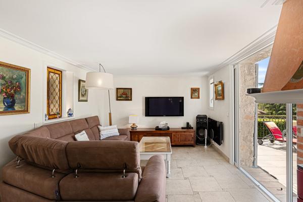 Maison de 7 pièces (185 m²) à vendre à PEYMEINADE