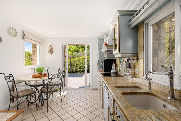 Maison de 7 pièces (185 m²) à vendre à PEYMEINADE