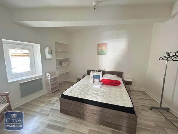 Appartement à louer 2 pièces 39.68m² Nevers (58000)