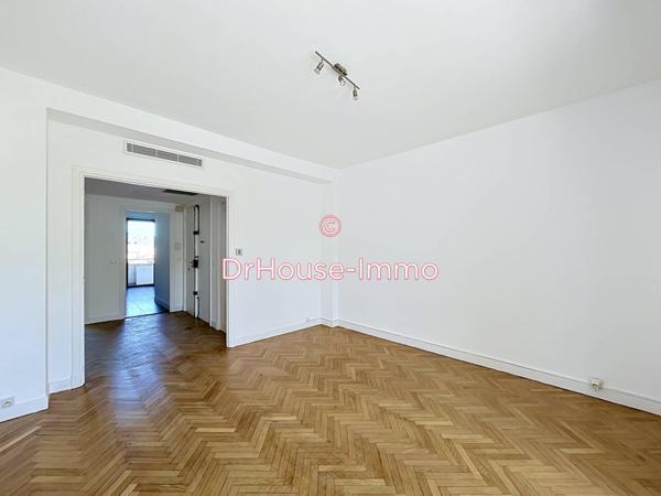 Appartement à louer 5 pièces de 122 m²