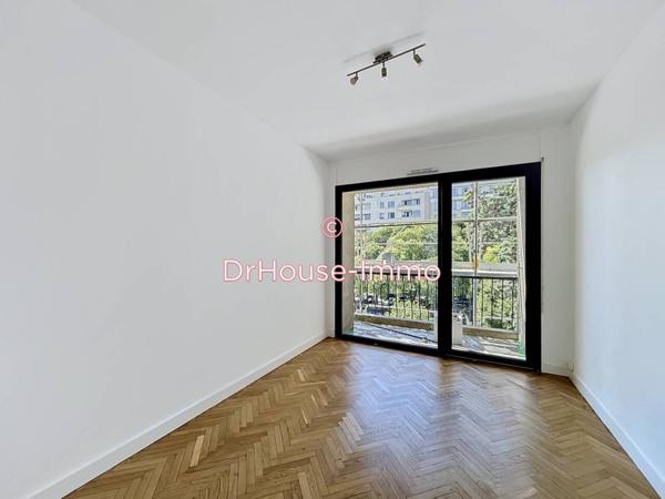 Appartement à louer 5 pièces de 122 m²