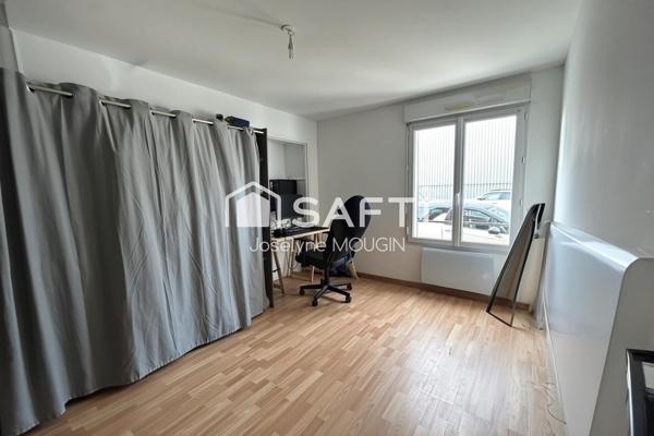 Appartement avec 2 chambres, un extérieur et cave, secteur Ouest d'Amiens.