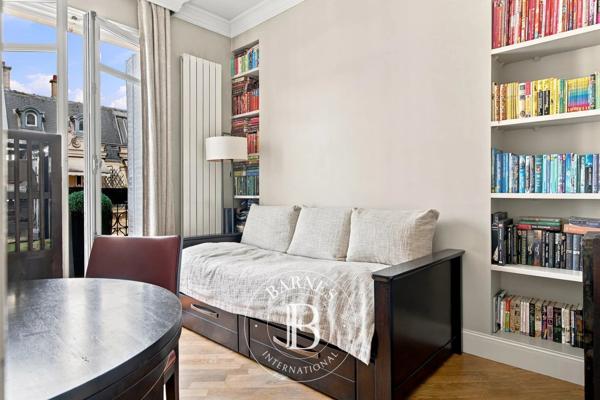 Paris 8ème, Appartement 4 Chambres -  164 m² à vendre