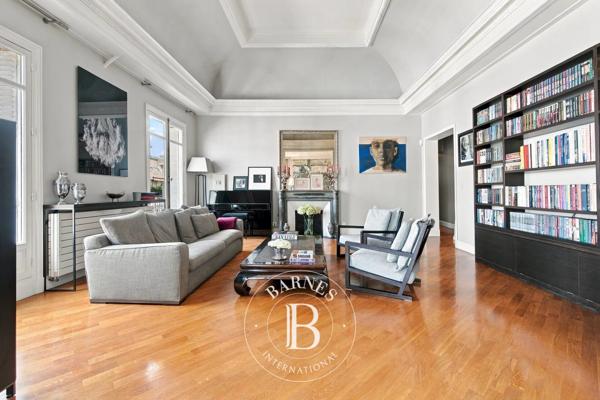 Paris 8ème, Appartement 4 Chambres -  164 m² à vendre