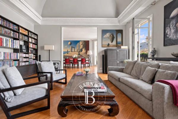 Paris 8ème, Appartement 4 Chambres -  164 m² à vendre