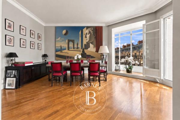Paris 8ème, Appartement 4 Chambres -  164 m² à vendre