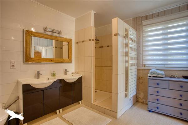 Maison à vendre |  Le Bugue |  6 pièces | 250 m²