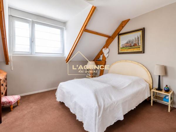 Maison individuelle 6 chambres + dépendance de 100 m² – À deux pas du centre-ville