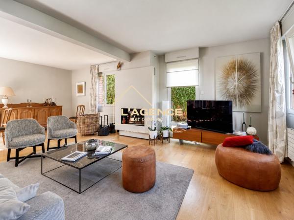 Maison individuelle 6 chambres + dépendance de 100 m² – À deux pas du centre-ville
