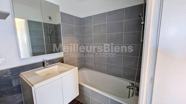 Magnifique T3 de 65 m² en rez de jardin avec garage