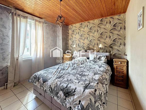 Maison en brique de 150m2 avec garage et dépendances