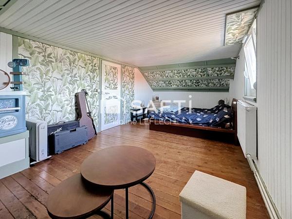 Maison en brique de 150m2 avec garage et dépendances