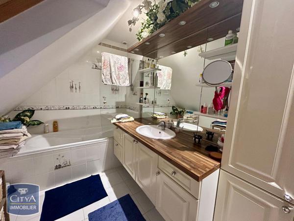 Maison à louer 4 pièces 102.48m²