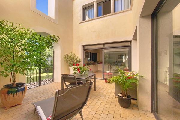 Vente Maison de ville Nîmes 5 Pièces 167 m²