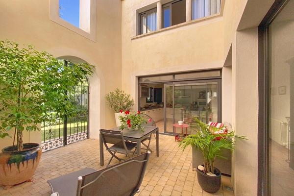 Vente Maison de ville Nîmes 5 Pièces 167 m²
