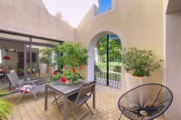 Vente Maison de ville Nîmes 5 Pièces 167 m²