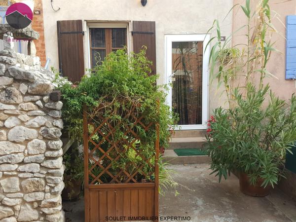 Bédoin (84410) Maison avec terrasse louée rentabilité 5 %