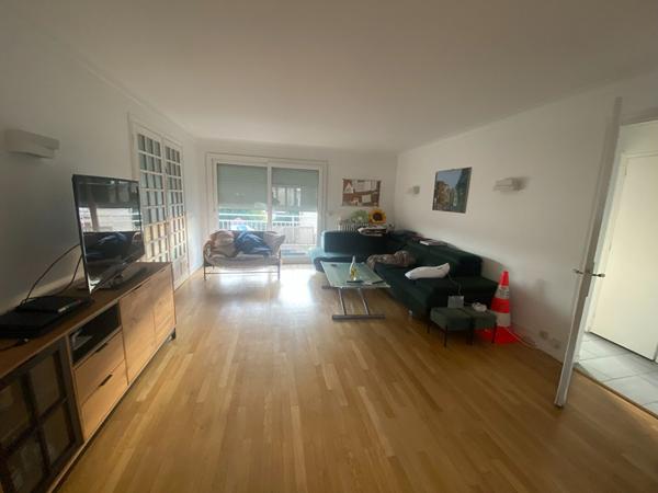 Appartement Drancy 4 pièce(s) 79.75 m2 au pied du RER Le Bourget