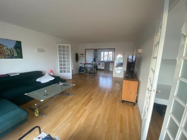 Appartement Drancy 4 pièce(s) 79.75 m2 au pied du RER Le Bourget