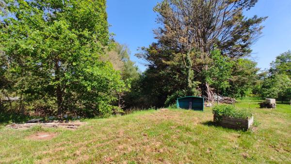 TERRAIN AVEC CHALET DE LOISIRS