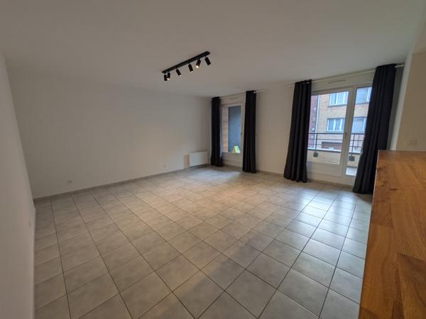 Marcq-en-Barœul (59700) Marcq-en-Barœul rue de la Reine Astrid - T3 de 66 m² avec terrasse, parking et garage