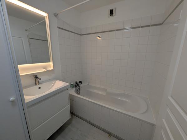 Marcq-en-Barœul (59700) Marcq-en-Barœul rue de la Reine Astrid - T3 de 66 m² avec terrasse, parking et garage