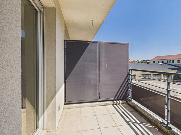 Appartement T2 résidence de standing avec balcon et garage avenue Maurice Faure