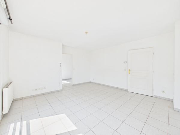 Appartement T2 résidence de standing avec balcon et garage avenue Maurice Faure