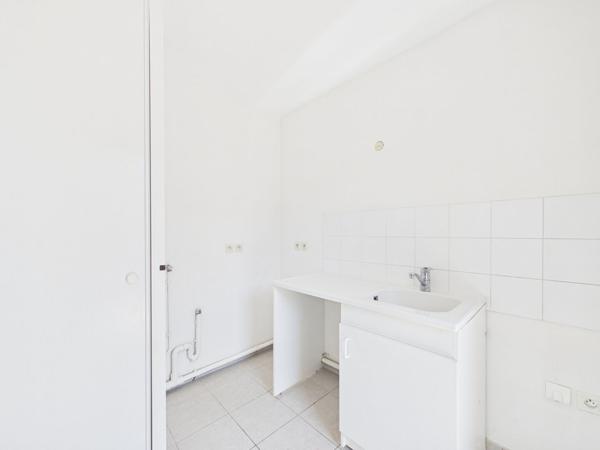 Appartement T2 résidence de standing avec balcon et garage avenue Maurice Faure
