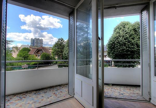 Appartement Chambery 3 pièces 68 m2 avec balcons et cave