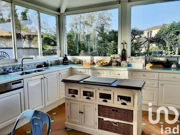 Maison 10 pièces de 315 m² à Libourne (33500)