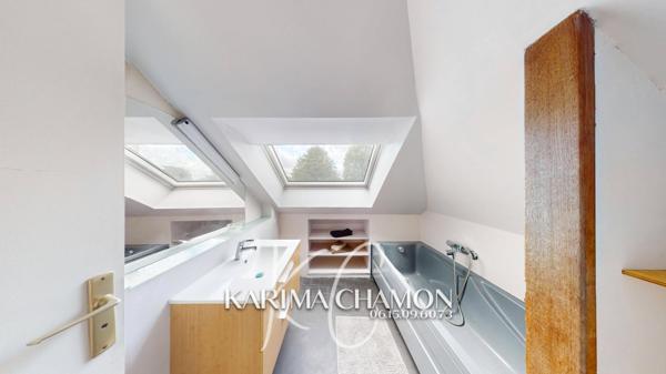 Maison
         10 pièces
        - 228 m² Bien prestige 699 000 € *