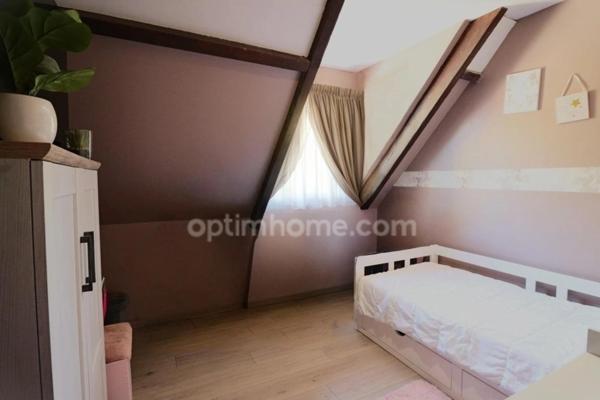 Maison 5 pièces de 80 m² avec jardin