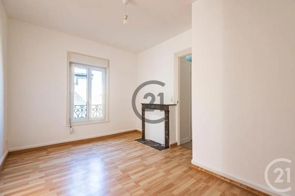 Appartement T2 à vendre  2 pièces - 29,20 m 2   REIMS  - 51
