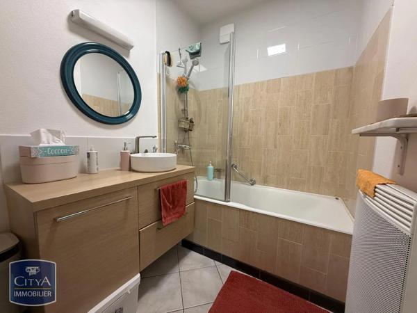 Appartement à louer 3 pièces 78.52m² Barchain (57050)