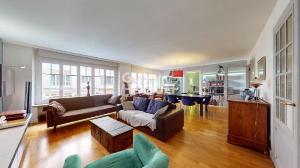 ANNECY CENTRE-VILLE GRAND T3 dans immeuble de Standing